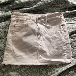 AE white mini skirt